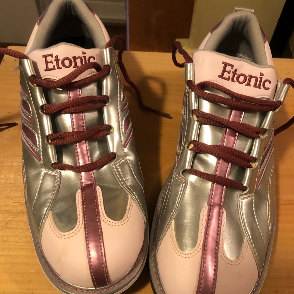 Nearly new Etonic bowling/dance shoes. Super  Leather bottoms. Great glide.